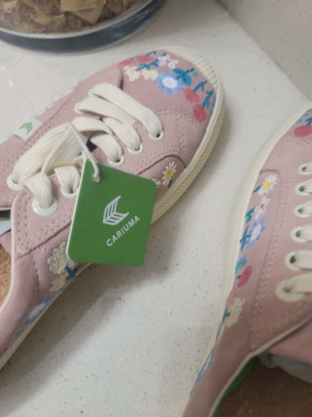 Cariuma Suede Embroidered Flower Sneaker-Sand Women Size 11.5 US New Multicolor - Picture 7 of 9